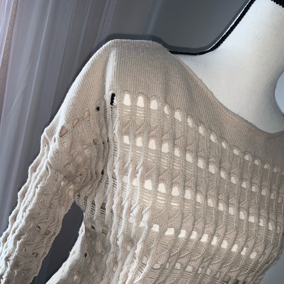 DIANE VON FURSTENBERG HOLE SWEATER SIZE M L - Picture 3 of 12